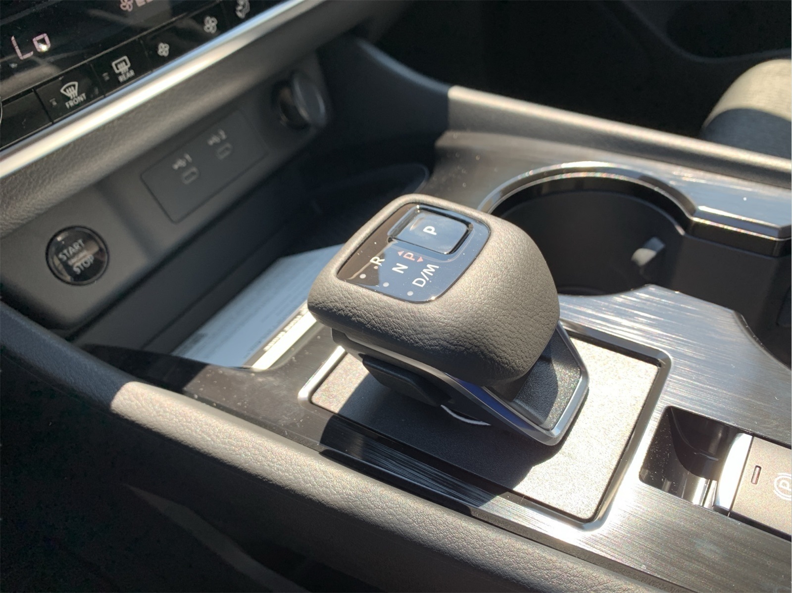 2026 Nissan Rogue SV photo 20