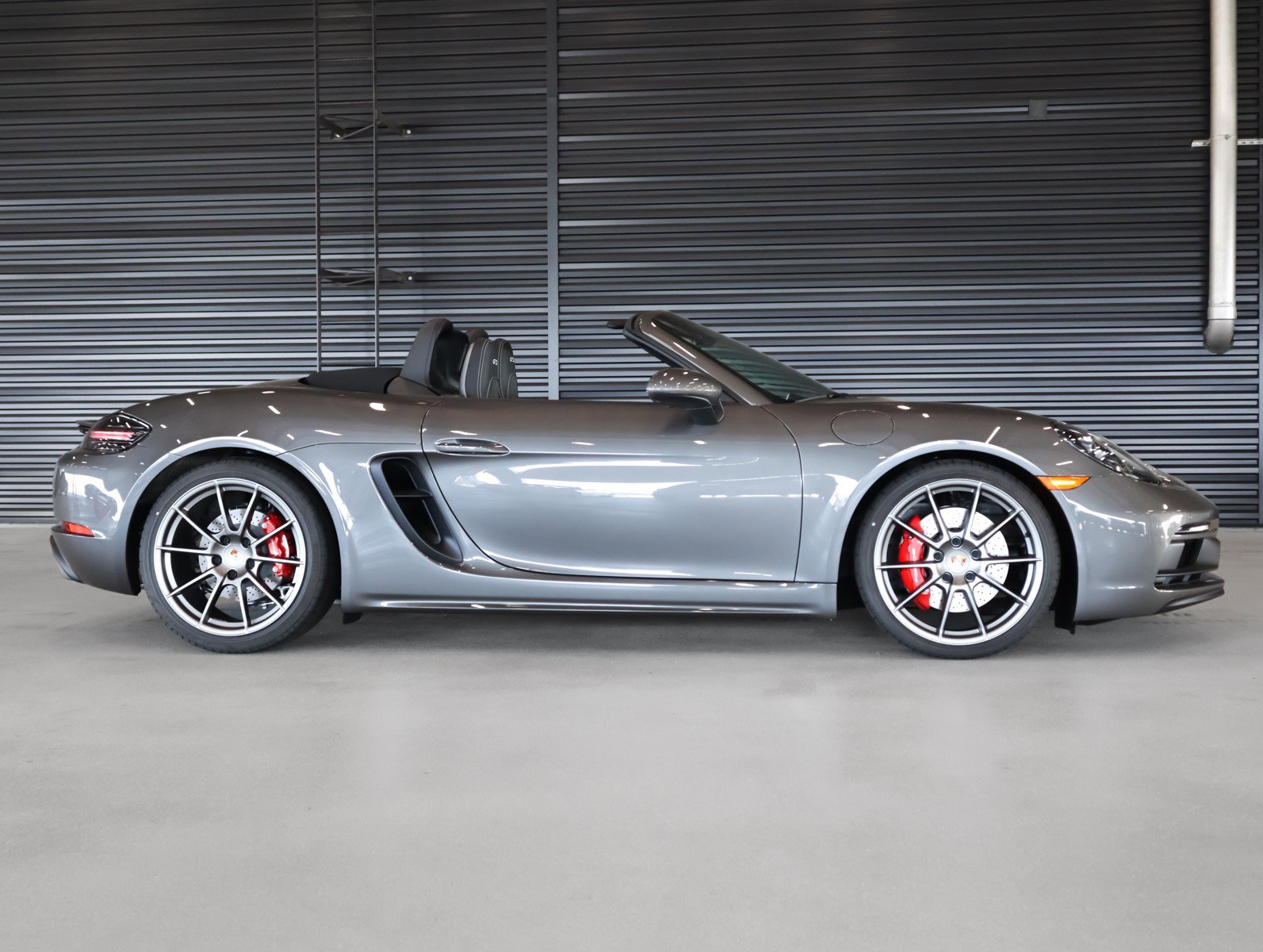 2025 Porsche Boxster GTS 4.0 photo 10