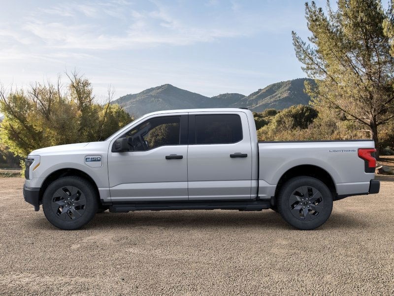 2024 Ford F-150 Lightning XL photo 4
