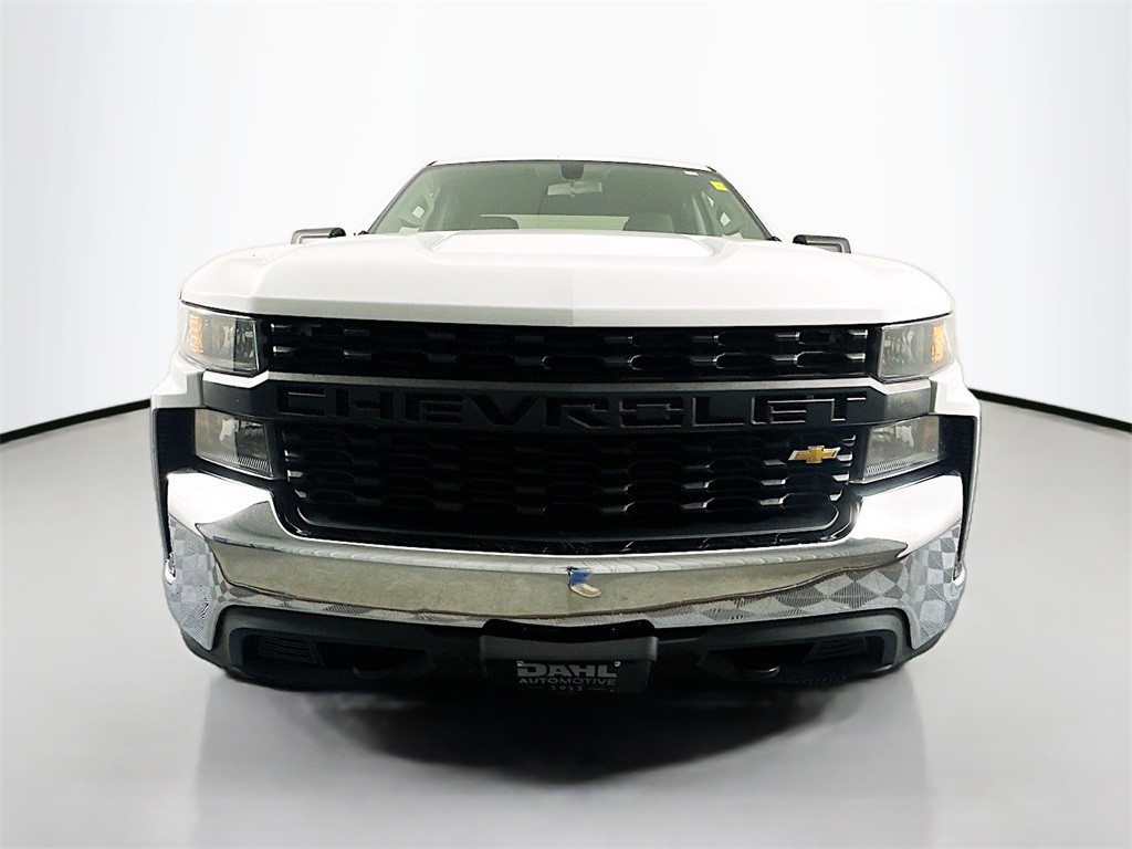 2020 Chevrolet Silverado 1500 photo 2
