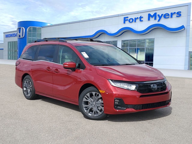 2026 Honda Odyssey Touring's photo