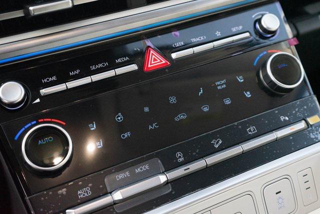 2025 Hyundai Santa Fe Calligraphy photo 17