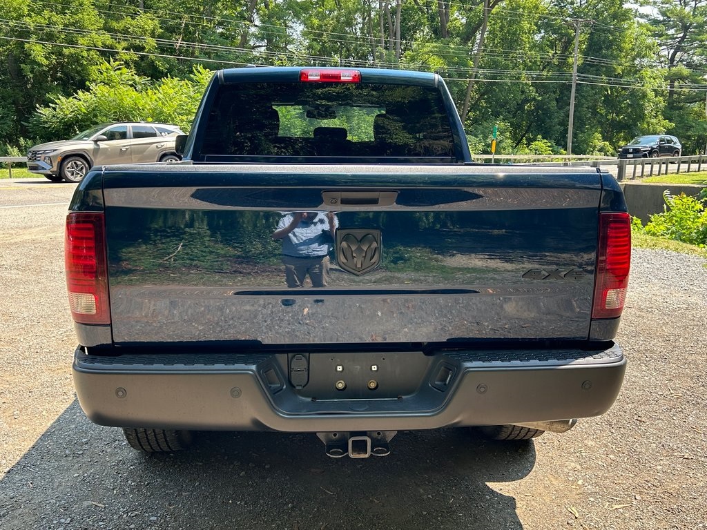 2022 Ram 1500 Classic Warlock photo 4