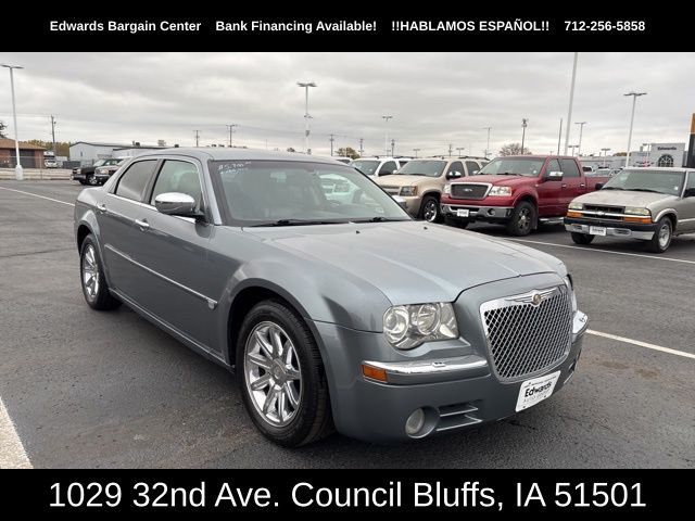 Used 2006 Chrysler 300 C with VIN 2C3LA63H06H246747 for sale in Council Bluffs, IA