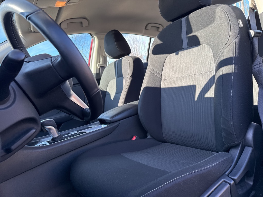 2023 Nissan Sentra SV photo 4