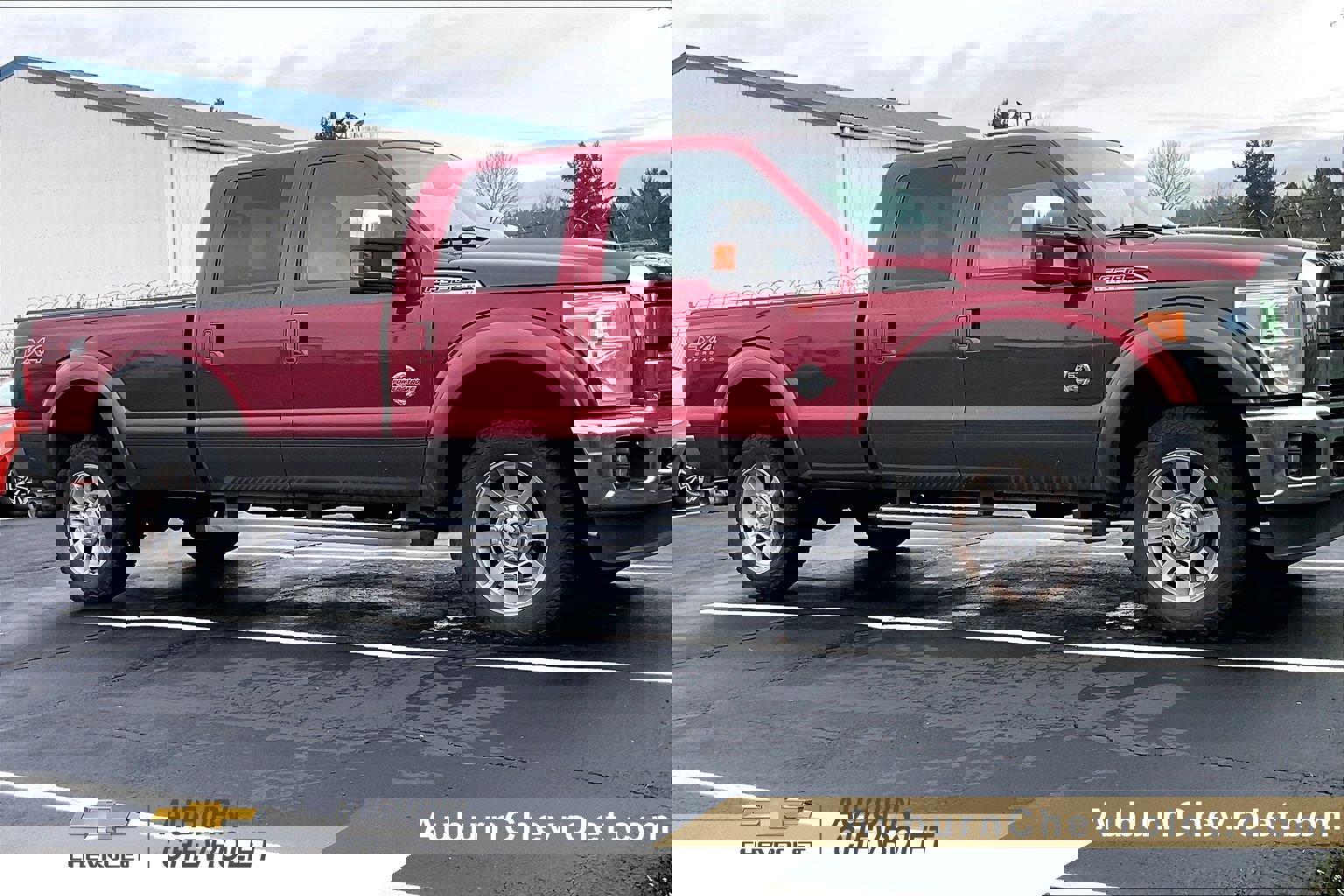 2015 Ford F-350 Super Duty Lariat's photo