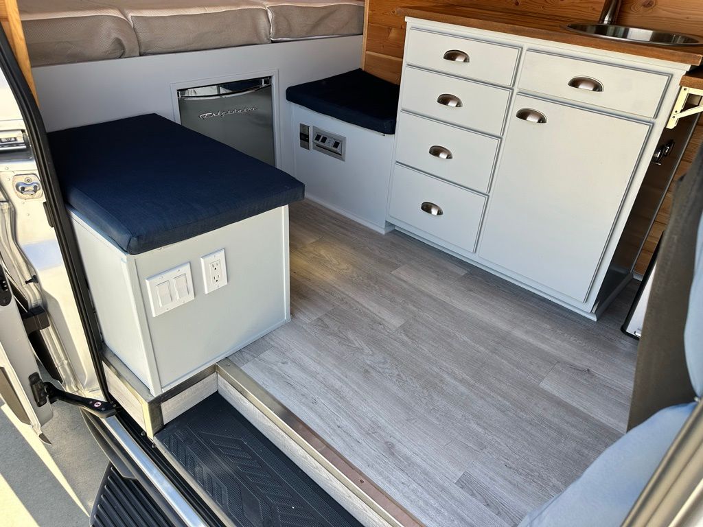 2020 Ford Transit 250