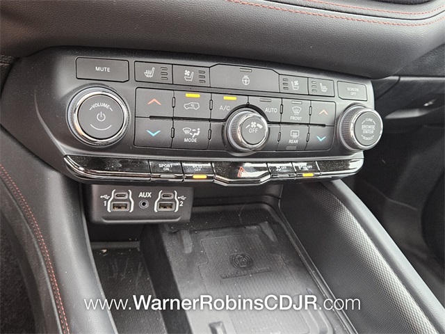 2024 Dodge Durango R/T Plus photo 18