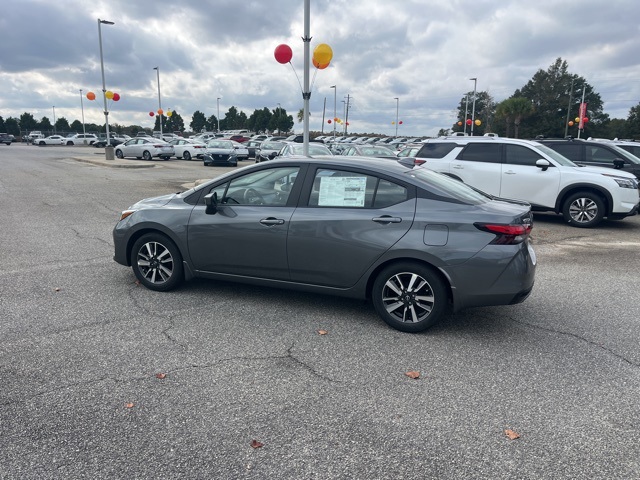 2025 Nissan Versa SV photo 3