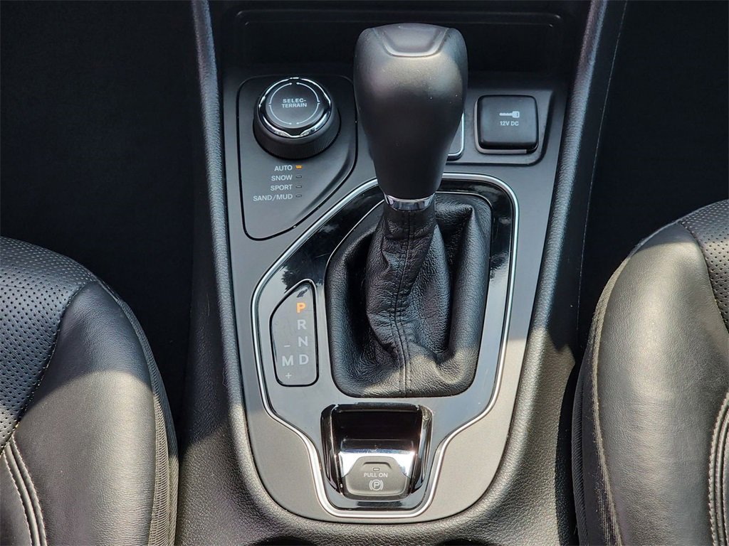 2019 Jeep Cherokee Limited photo 18