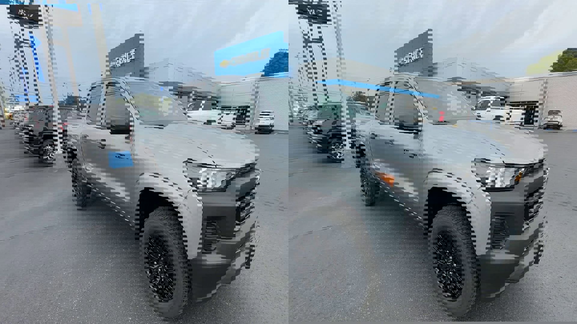 2026 Chevrolet Colorado Work Truck photo 2