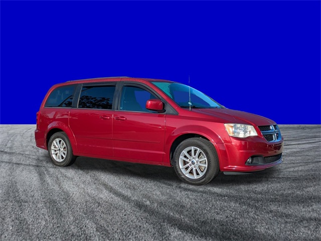 2014 Dodge Grand Caravan SXT photo 2