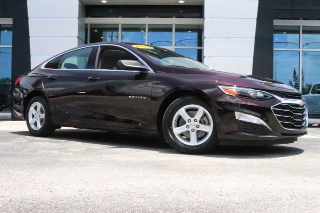 2020 Chevrolet Malibu LS photo 2