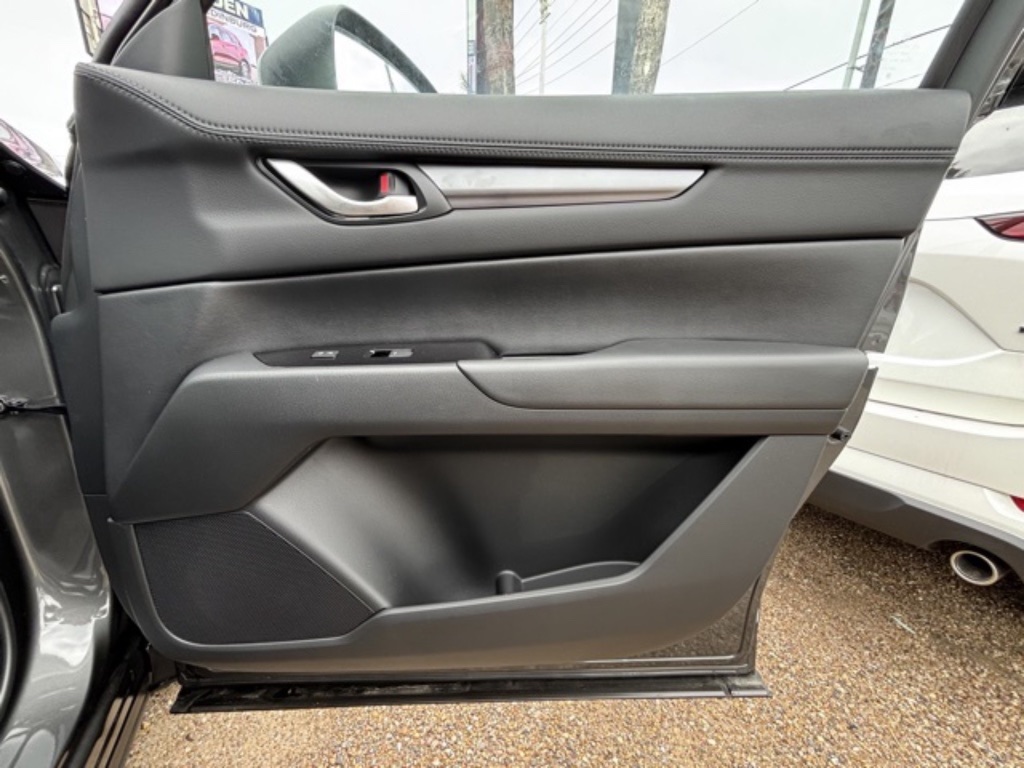 2025 Mazda CX-5 2.5 Select photo 16