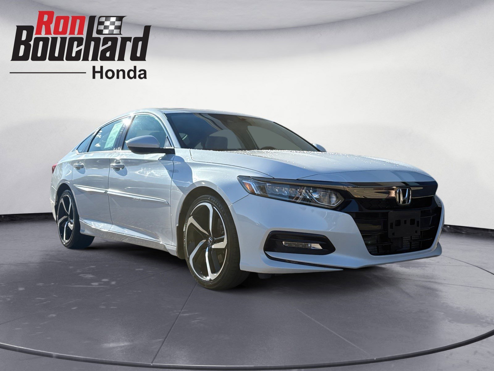 2019 Honda Accord Sport's photo