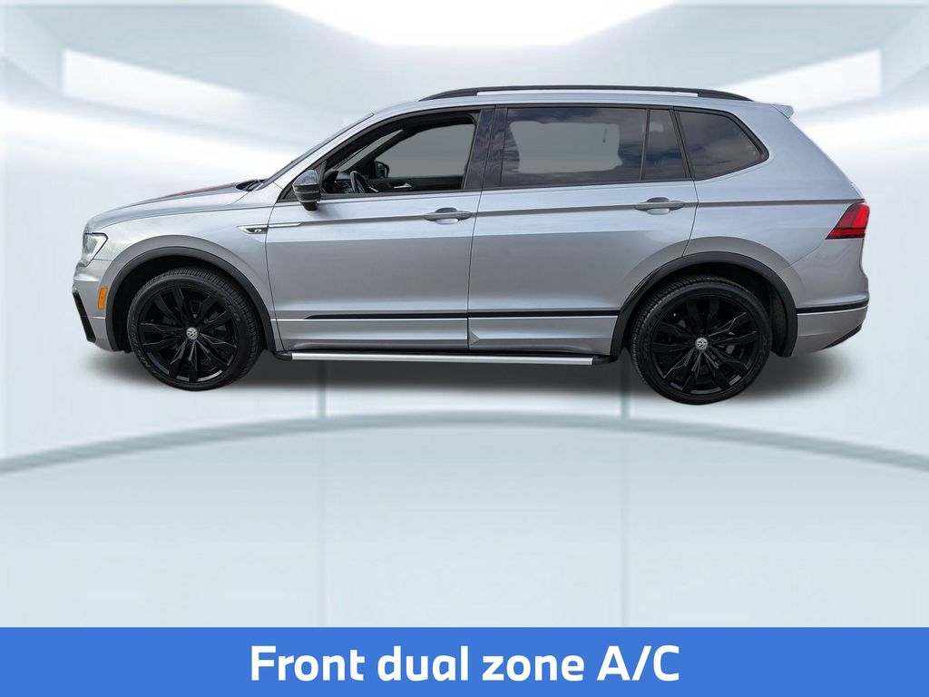 2020 Volkswagen Tiguan SE R-Line Black photo 2