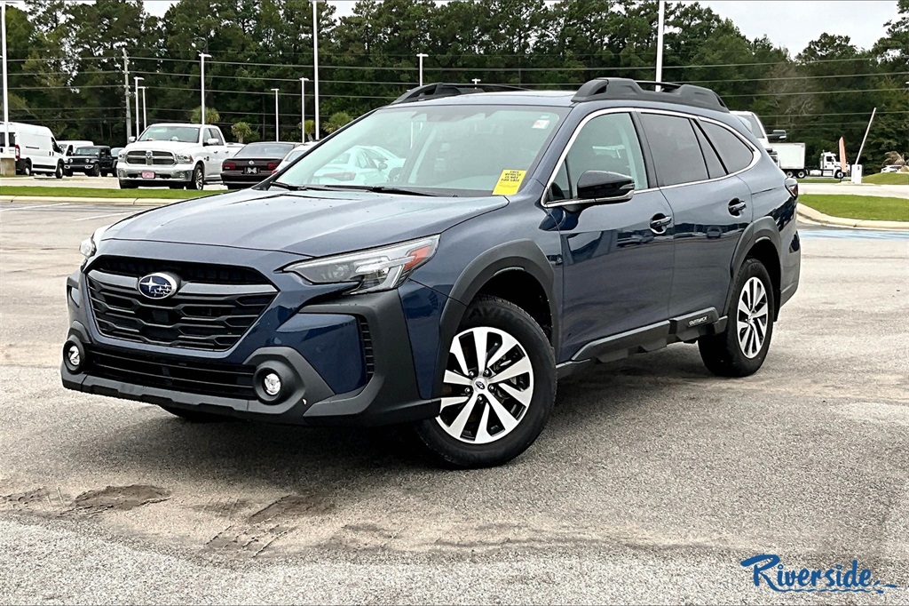2025 Subaru Outback Premium photo 2