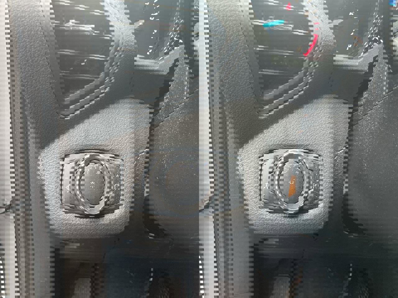 2016 Ford Escape S photo 17