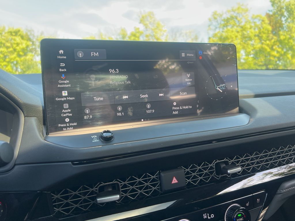 2023 Honda Accord Touring photo 27