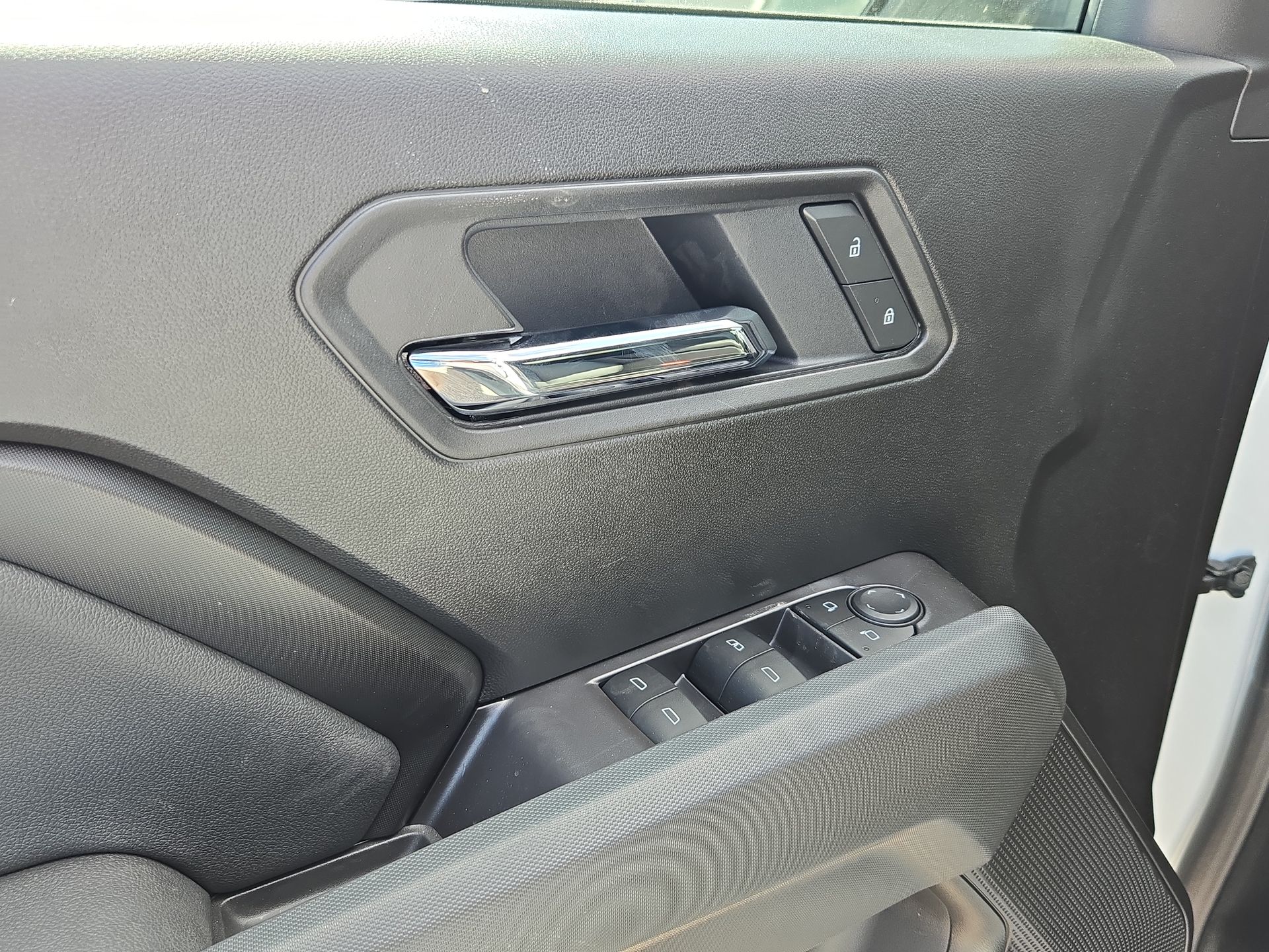 2025 Chevrolet Colorado Work Truck LT photo 28