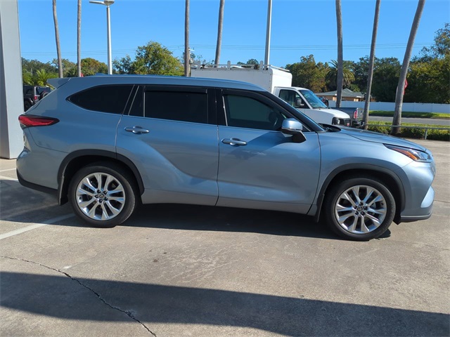 2020 Toyota Highlander Limited photo 3