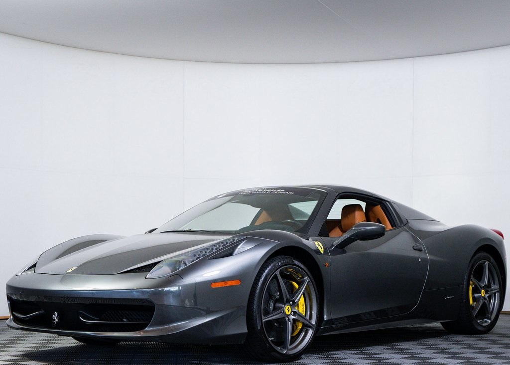 2014 Ferrari 458 Spider Base photo 2