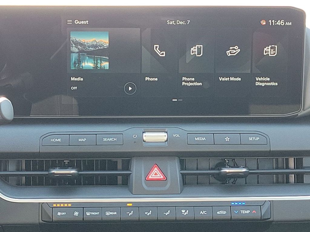 2025 Kia K4 LXS photo 18