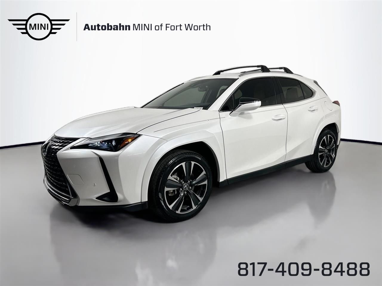 2023 Lexus UX Hybrid 250h Premium's photo