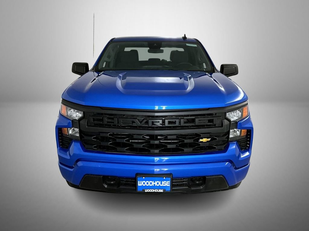 2026 Chevrolet Silverado 1500 Custom photo 2