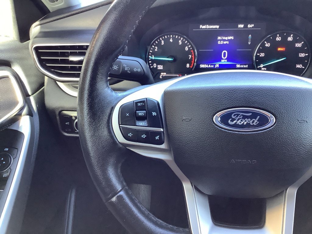 2024 Ford Explorer XLT photo 8