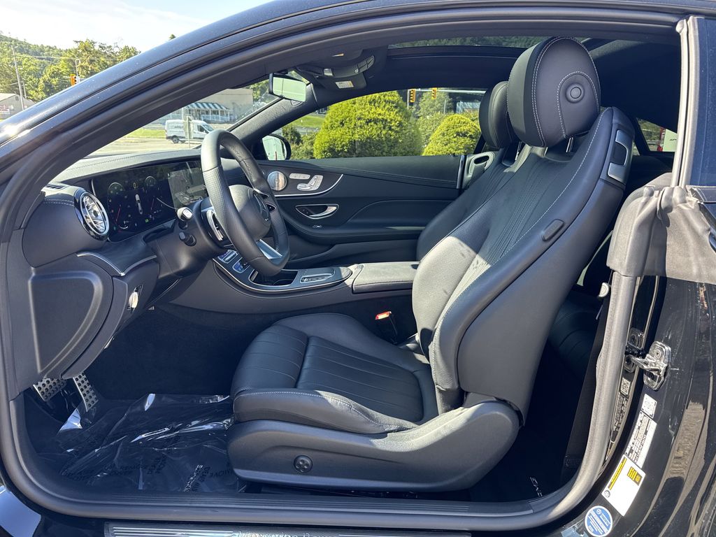 2022 Mercedes Benz E 450 Coupe photo 9