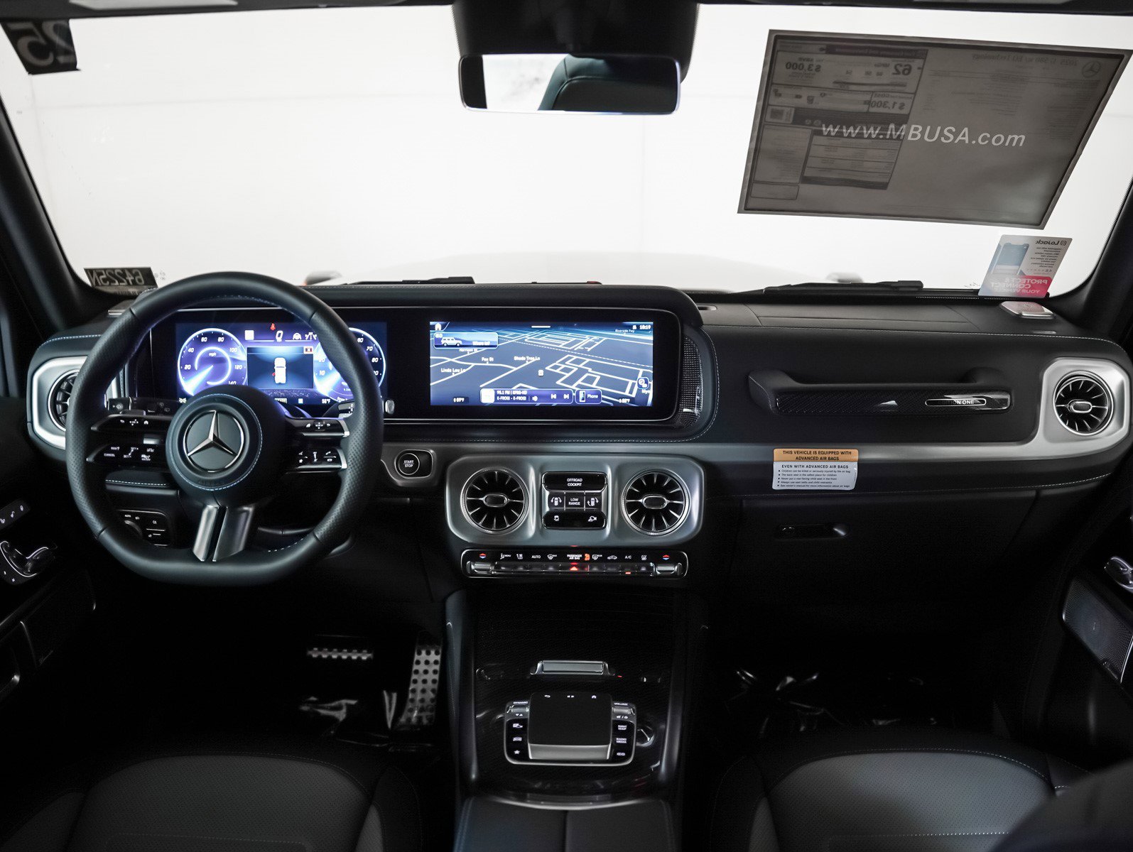 2025 Mercedes Benz G photo 6