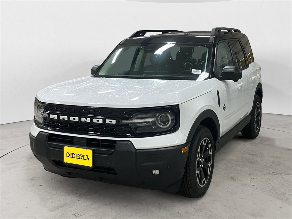 2025 Ford Bronco Sport Outer Banks's photo