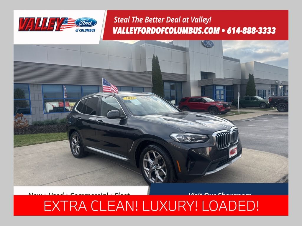 2022 BMW X3 30i's photo
