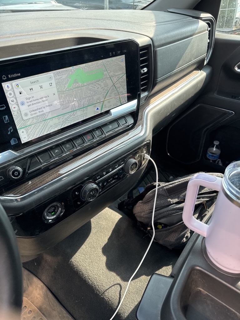 2023 Chevrolet Silverado 1500 RST photo 4