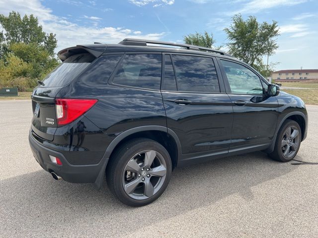 2019 Honda Passport Touring photo 3