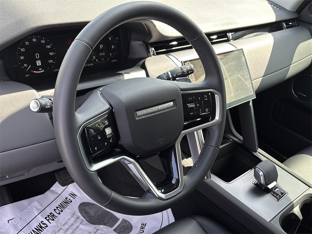 2025 Land Rover Discovery Sport S photo 27