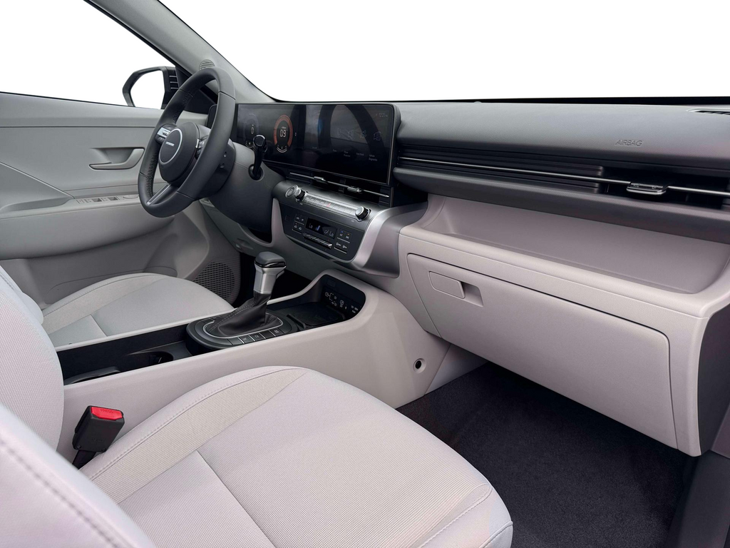 2026 Hyundai Kona SEL photo 2