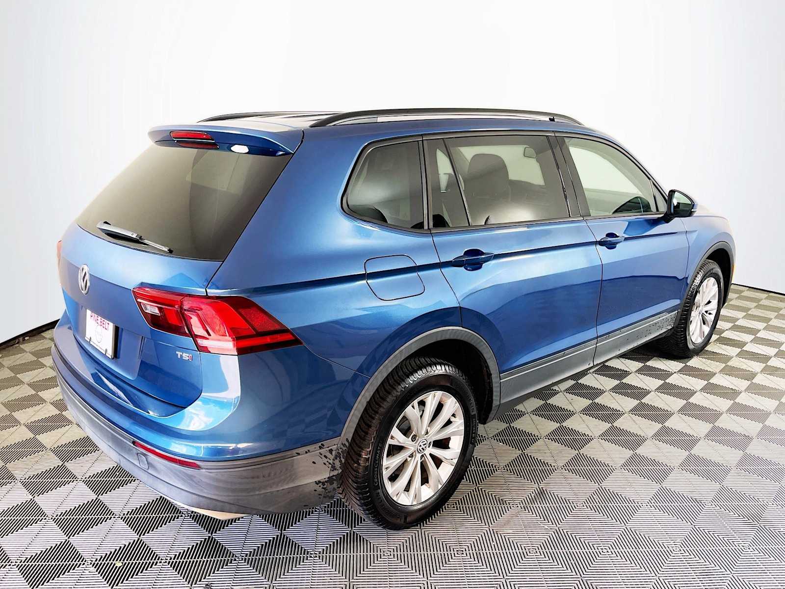 2018 Volkswagen Tiguan S photo 4