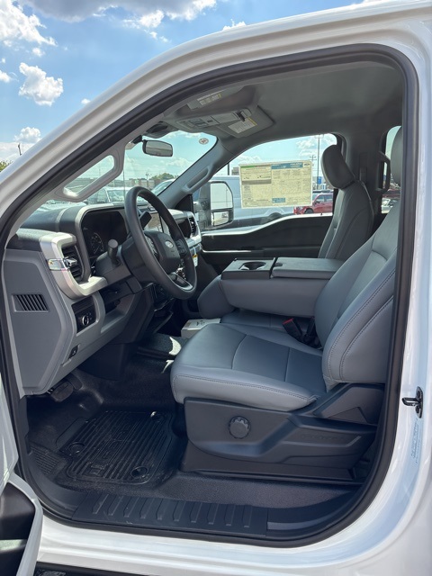 2026 Ford F-350 XL photo 12