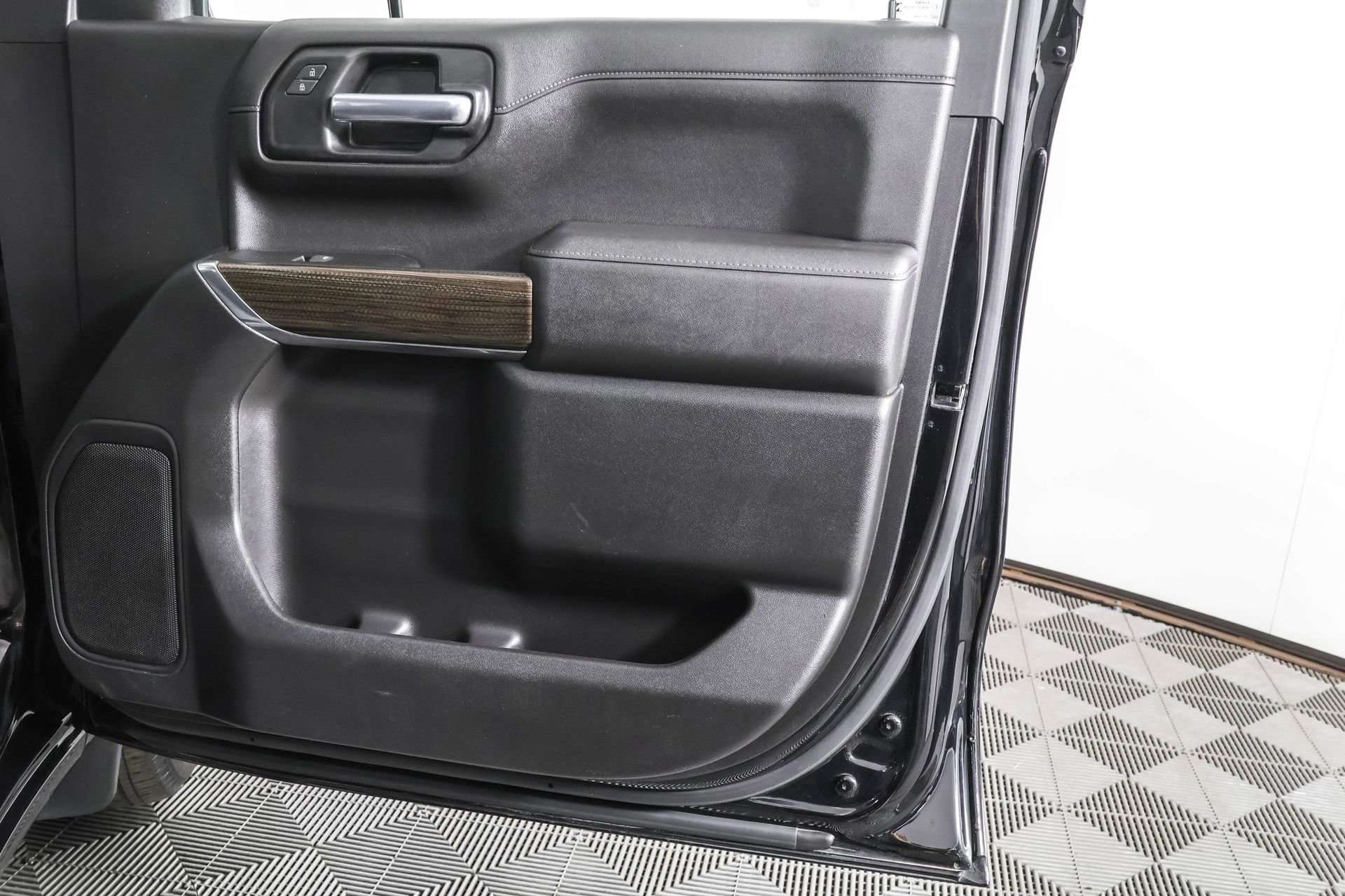 2021 Chevrolet Silverado 1500 LT photo 34