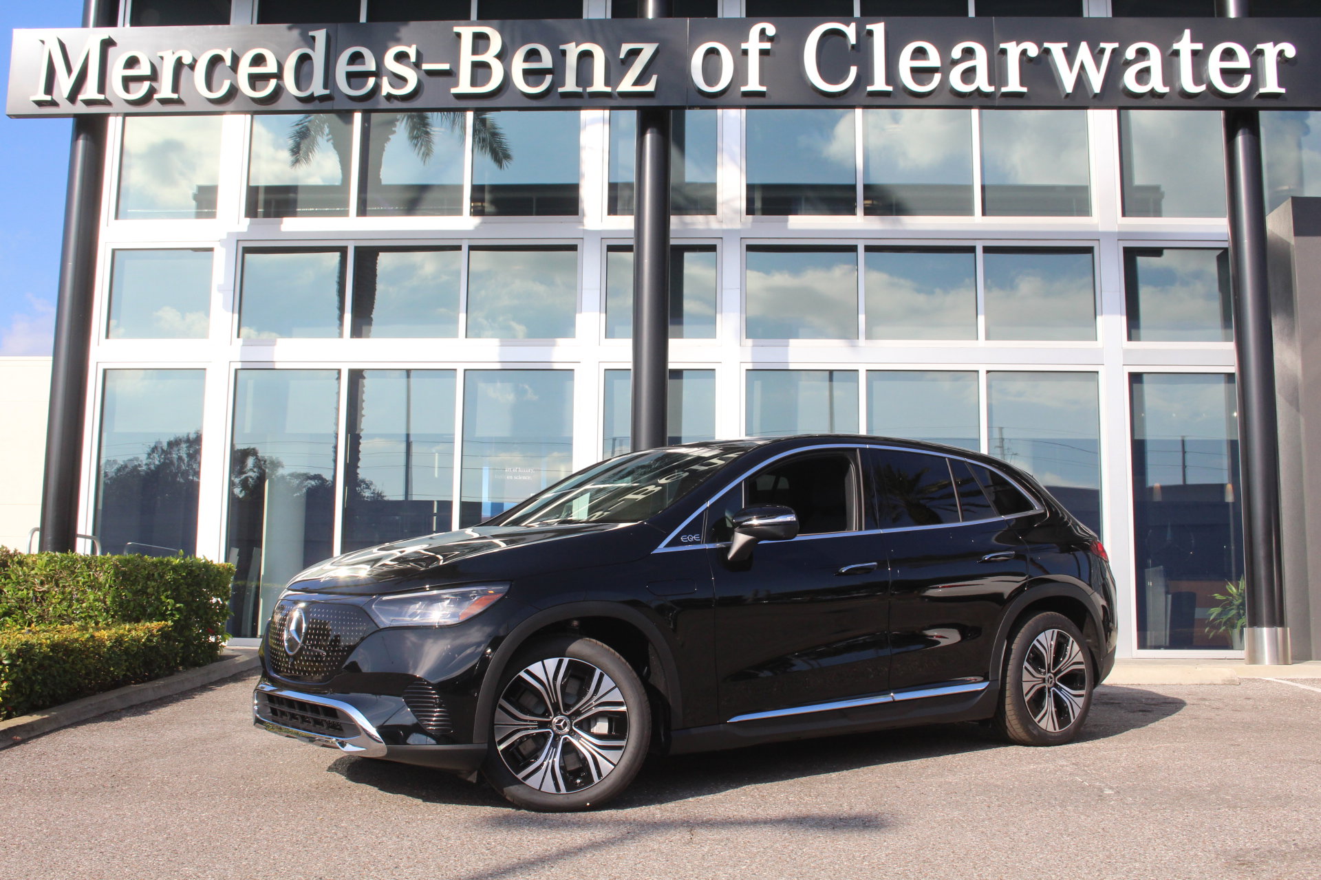 2026 Mercedes-Benz EQE SUV Base's photo