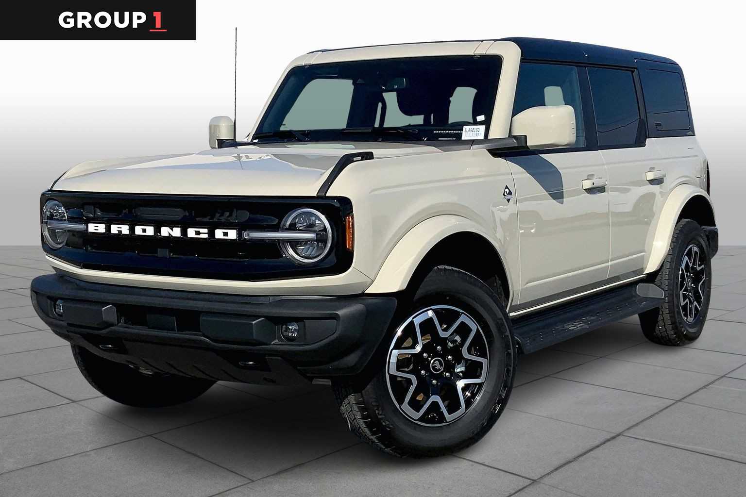2025 Ford Bronco Outer Banks's photo
