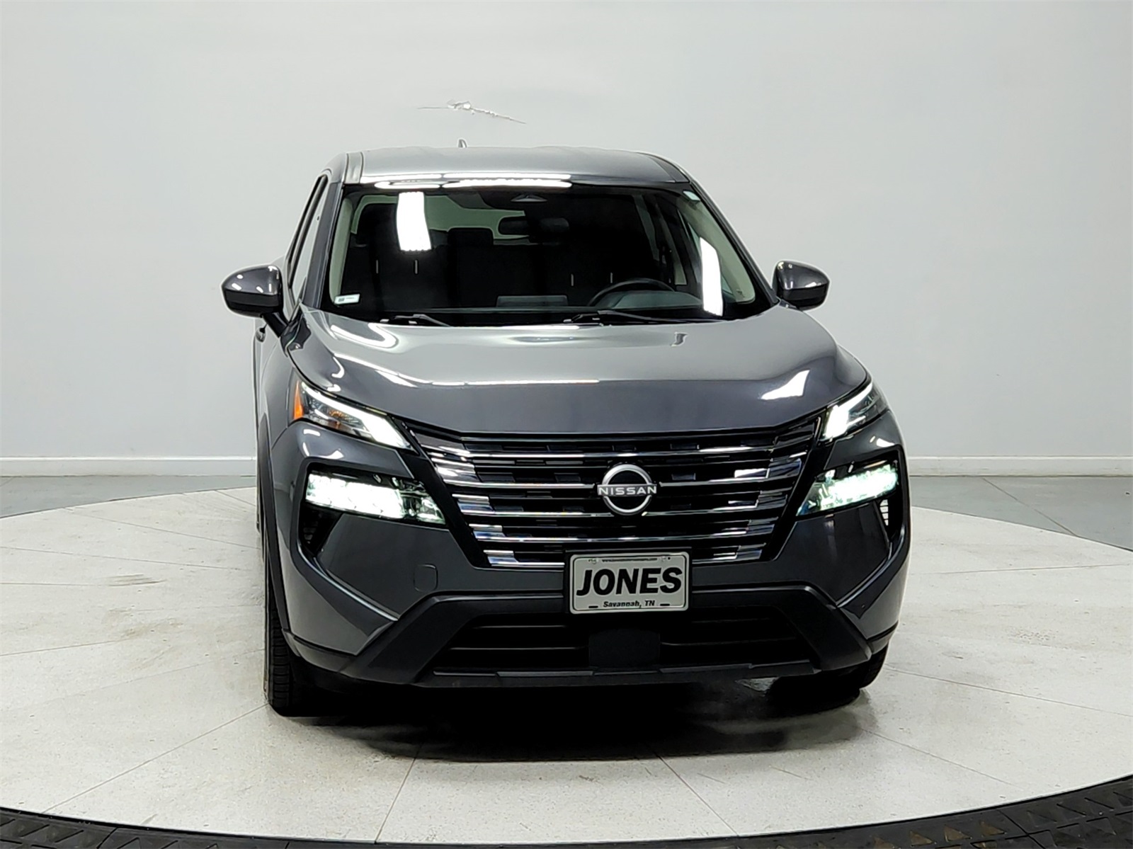 2024 Nissan Rogue SV photo 2