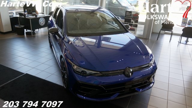 2025 Volkswagen Golf R R's photo