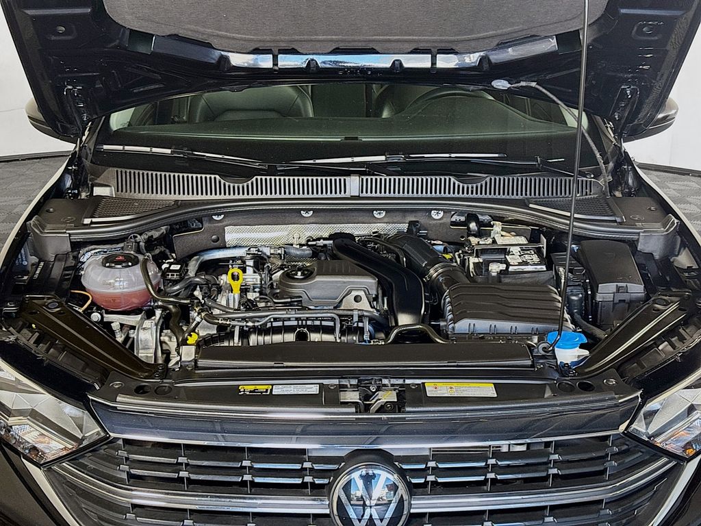 2024 Volkswagen Jetta SE photo 22