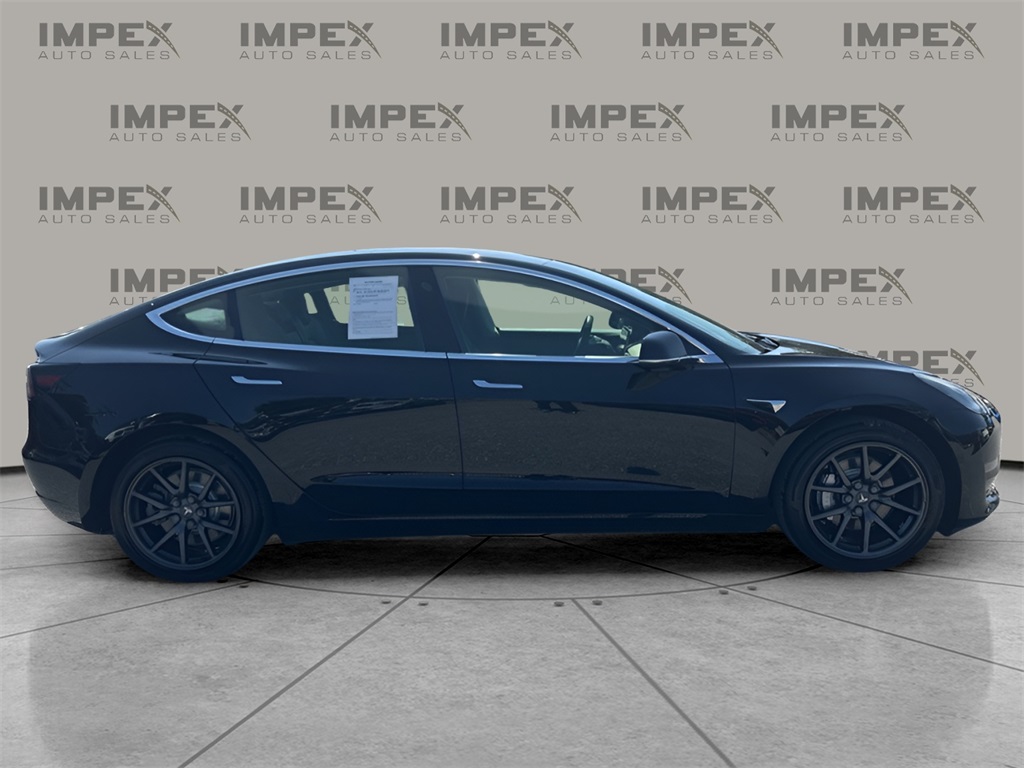 2019 Tesla Model 3 Standard Range Plus photo 6