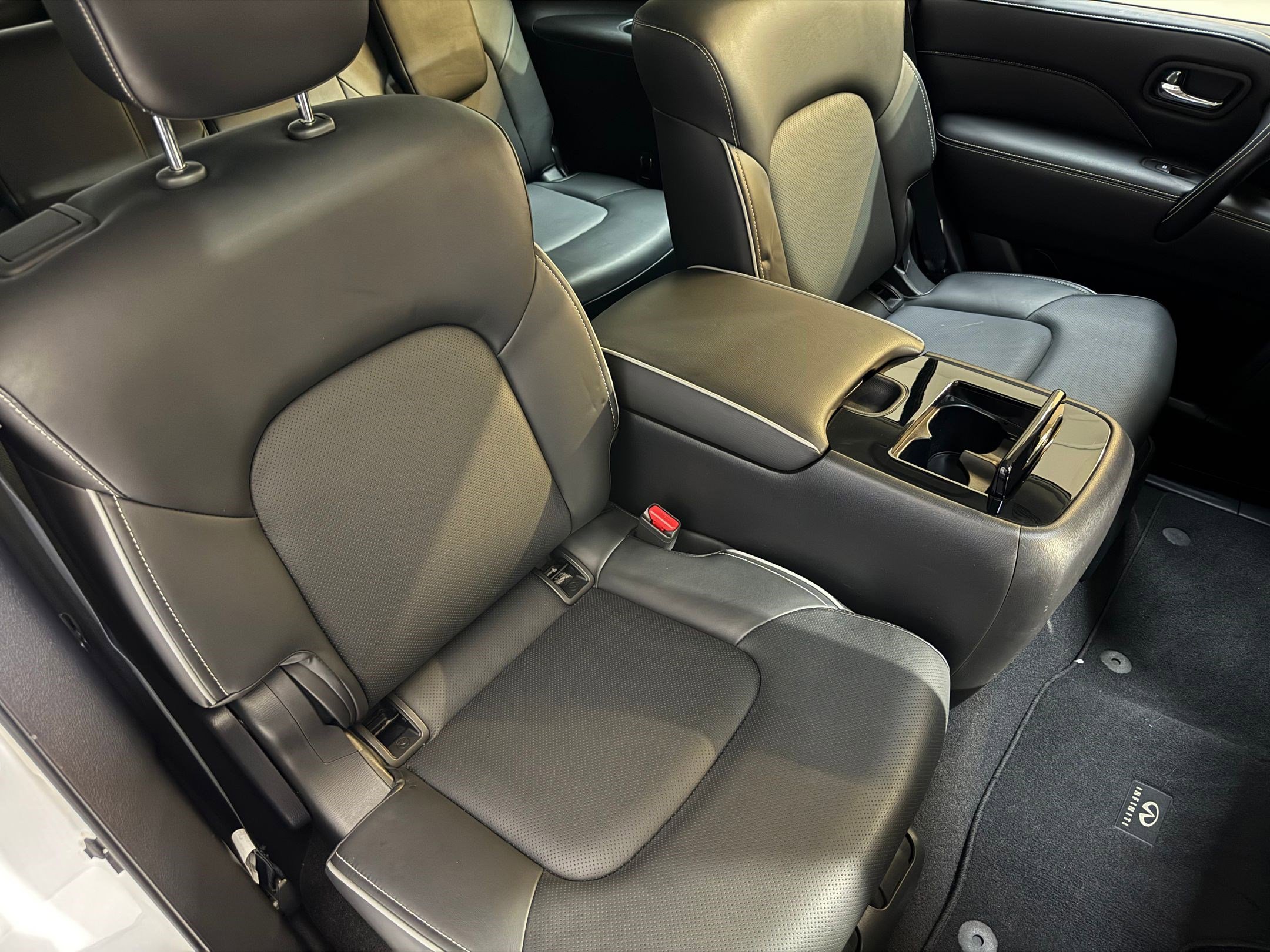 2022 Infiniti QX80 Premium Select photo 44