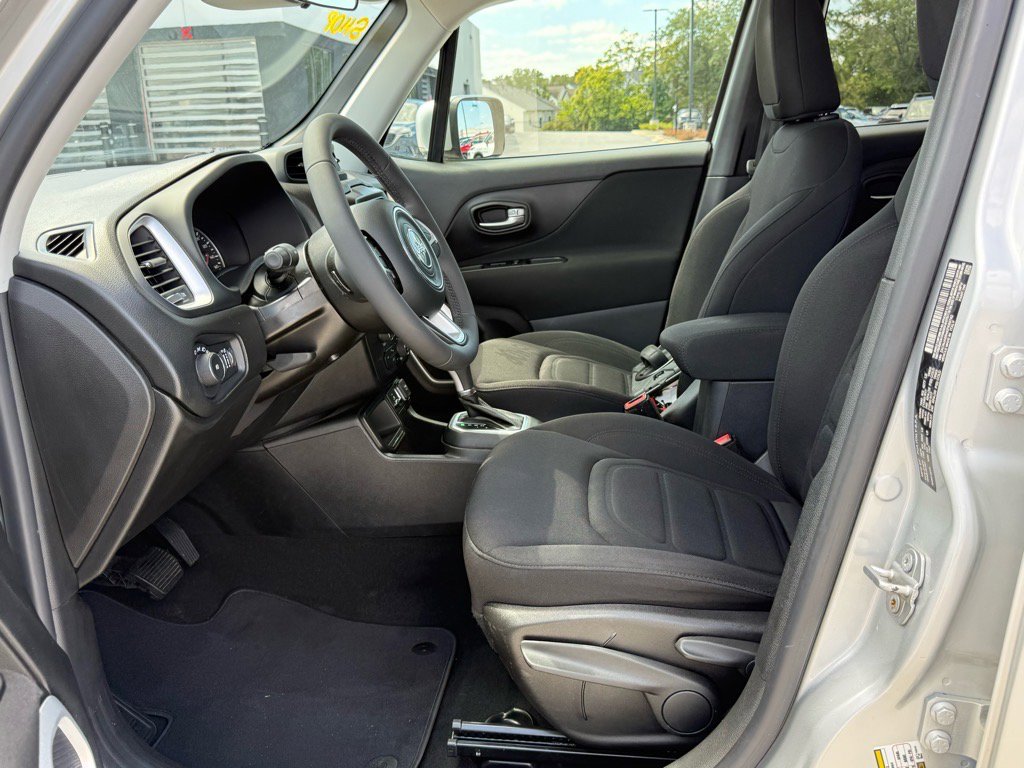 2019 Jeep Renegade Latitude photo 15