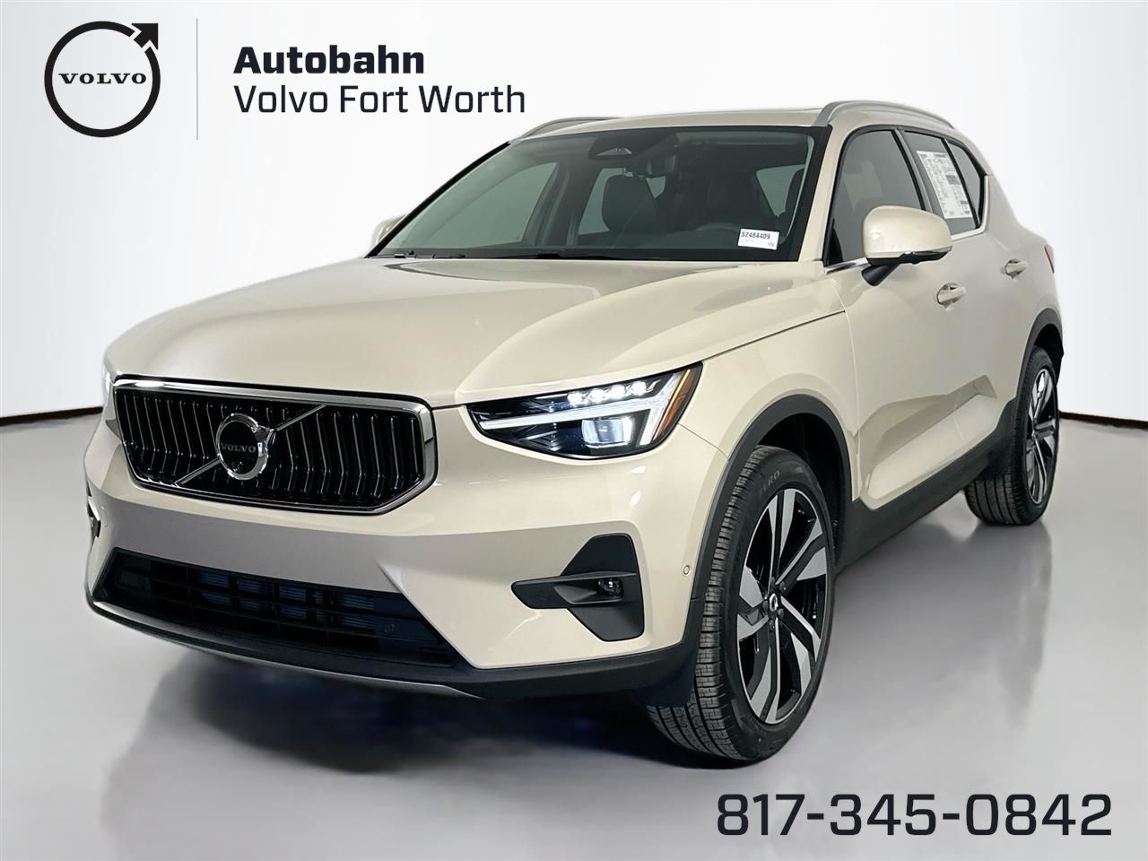 2025 Volvo XC40 Ultra's photo